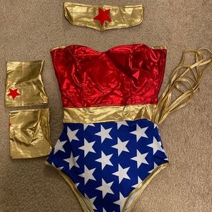Wonder Women Costume Set